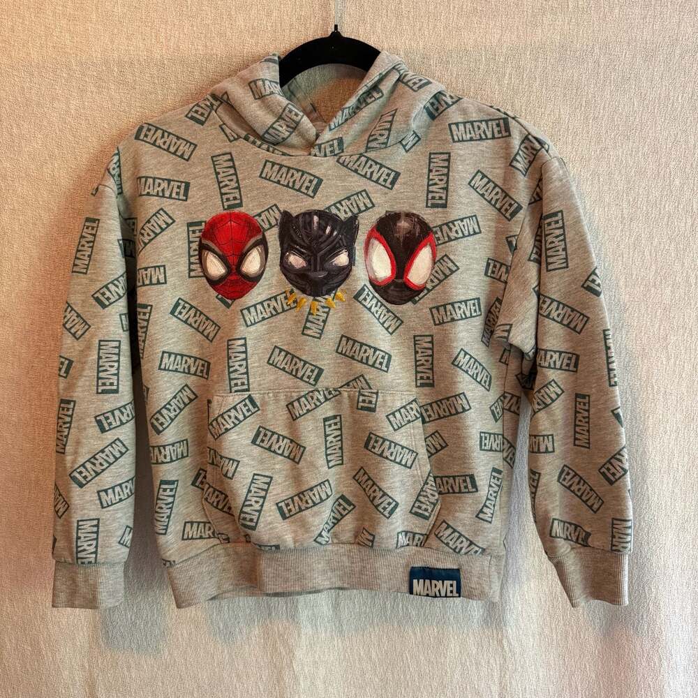 Marvel Superhero Hooded Sweatshirt Gray Spider-Man Black Panther Youth Medium